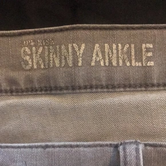 N Y & Co Skinny High Waist Jeans - Picture 5 of 7